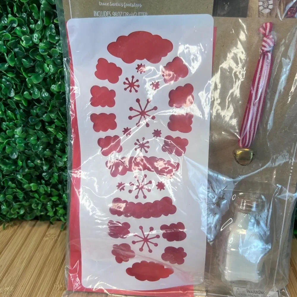 New Target Bullseye Christmas Santa Sighting Kit Boot Stencil Glitter Bell NWT